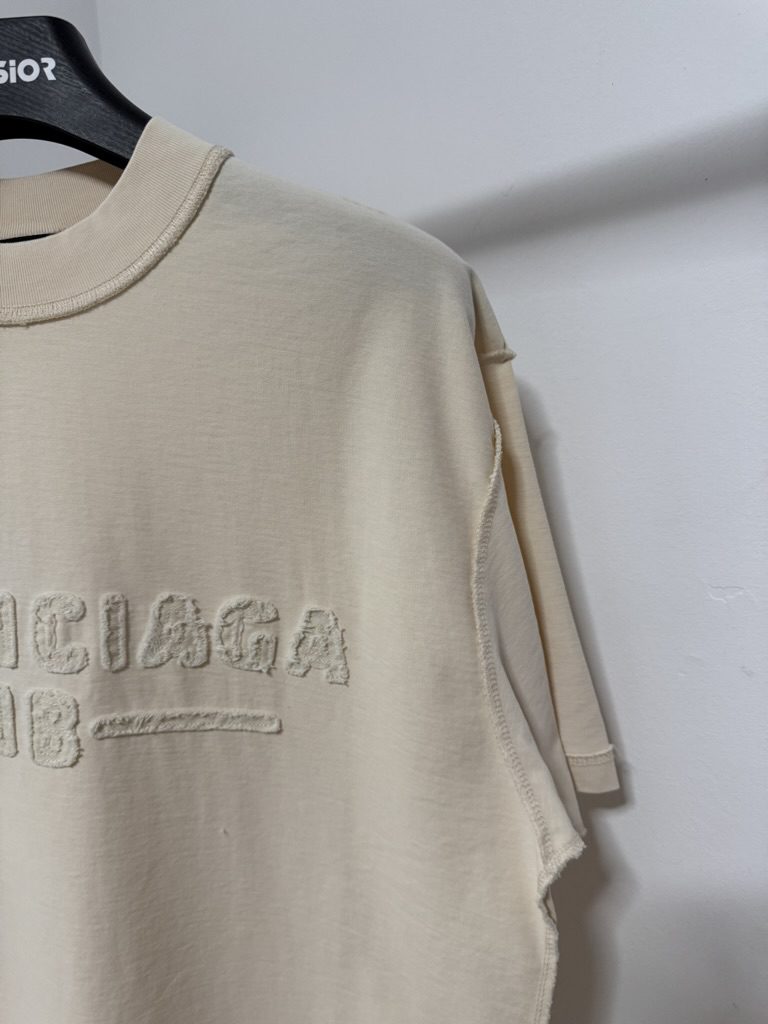 BALENCIAGA CAMISETA