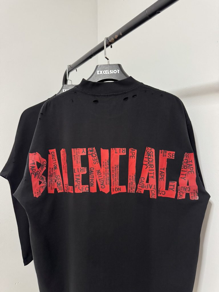 BALENCIAGA CAMISETA
