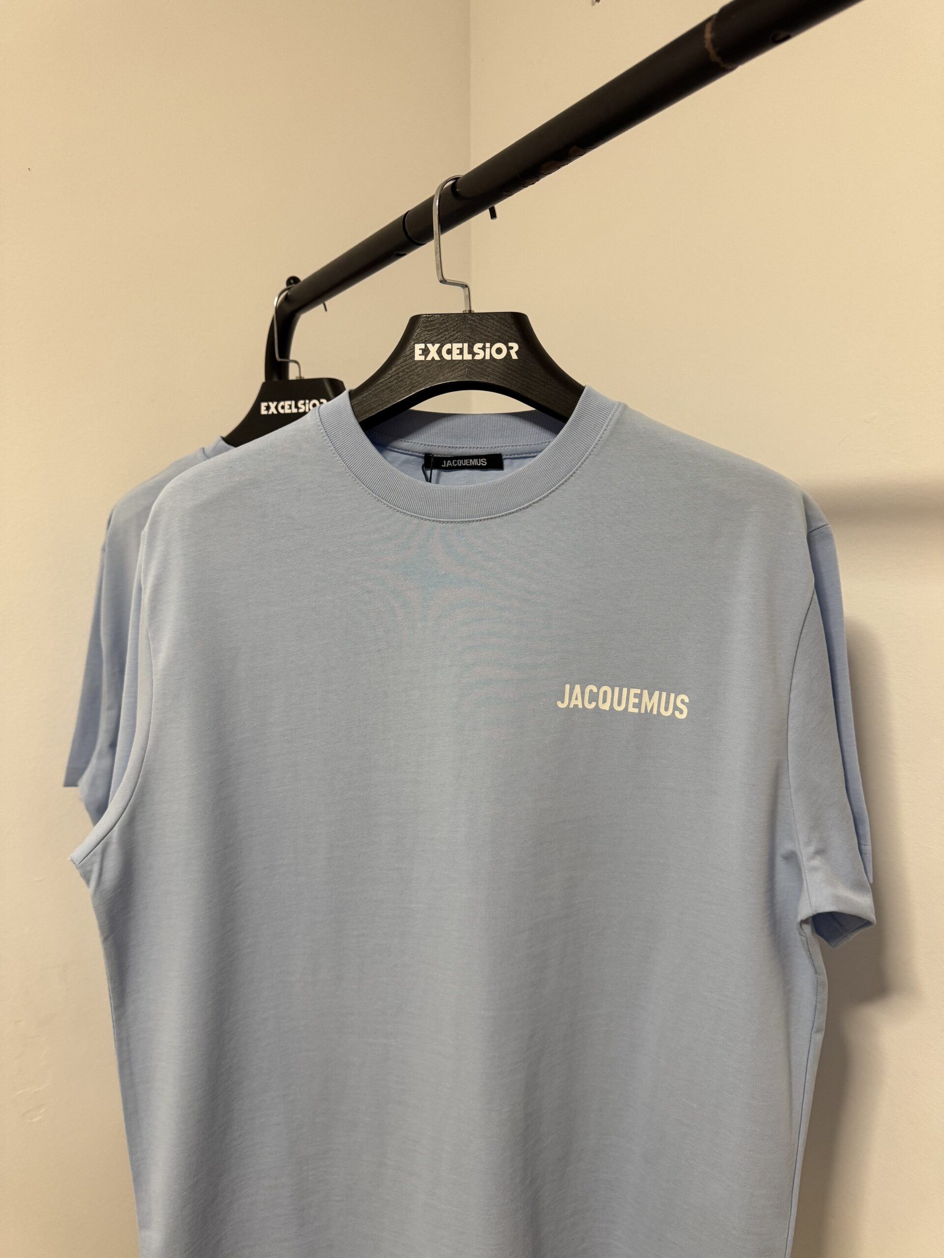JACQUEMUS CAMISETA