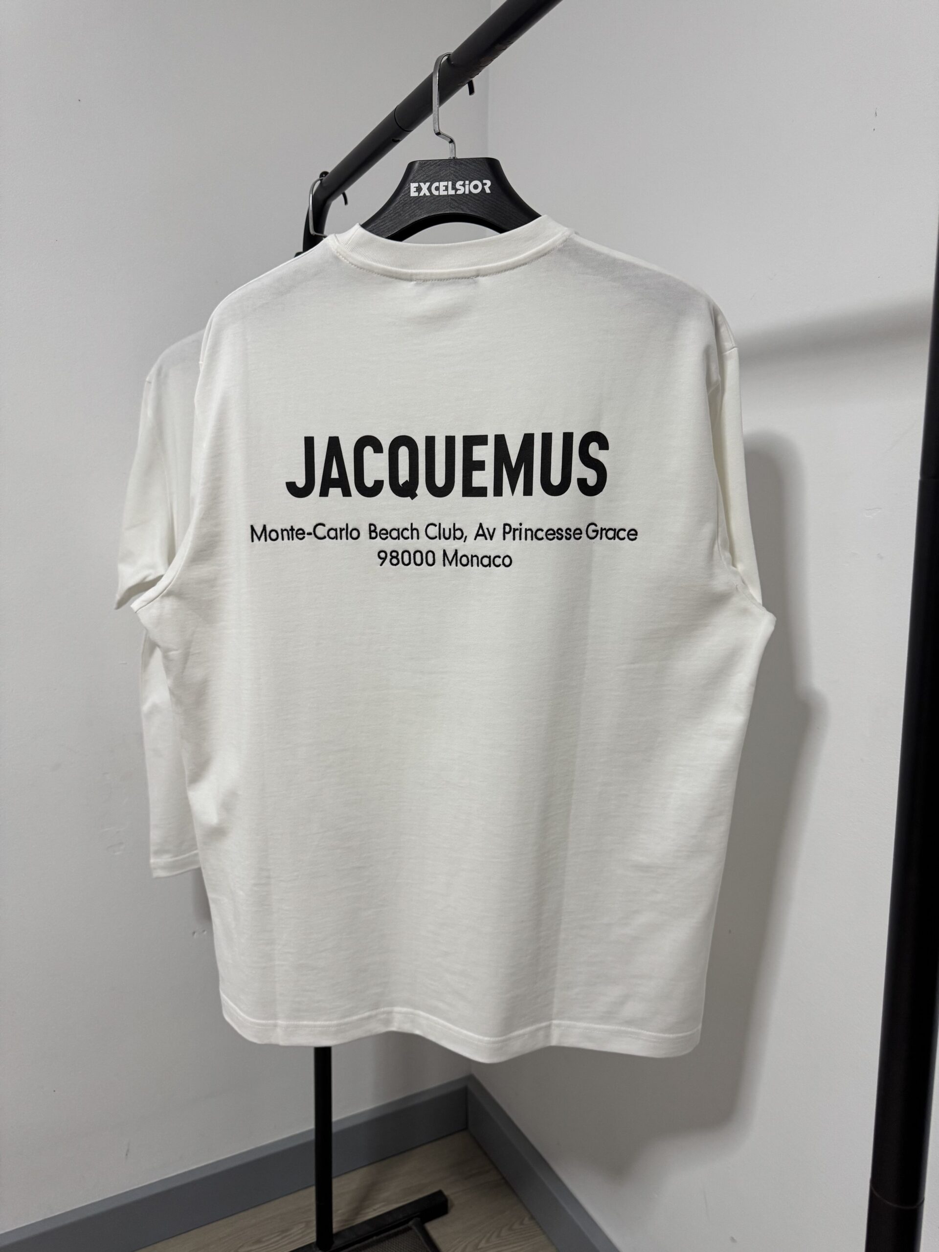 JACQUEMUS CAMISETA