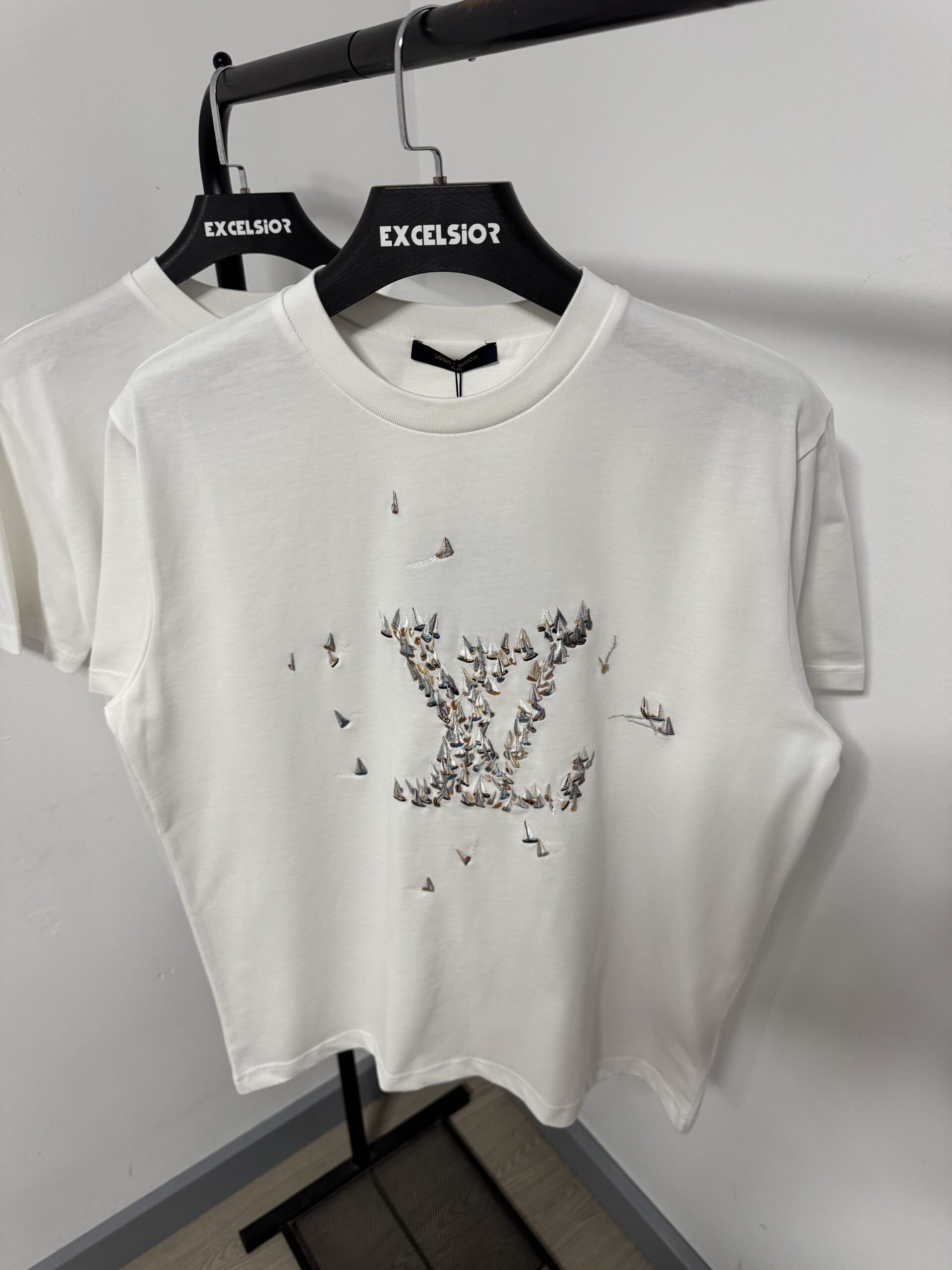 LOUIS VUITTON CAMISETA