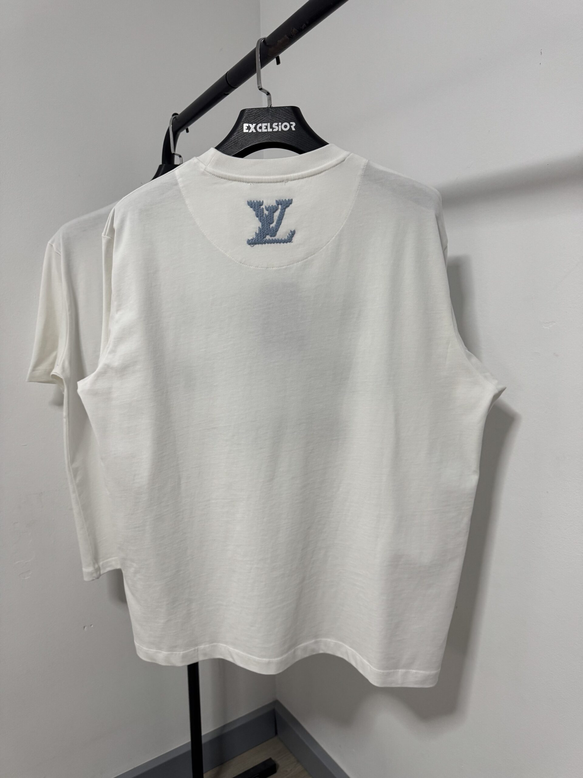 LOUIS VUITTON CAMISETA