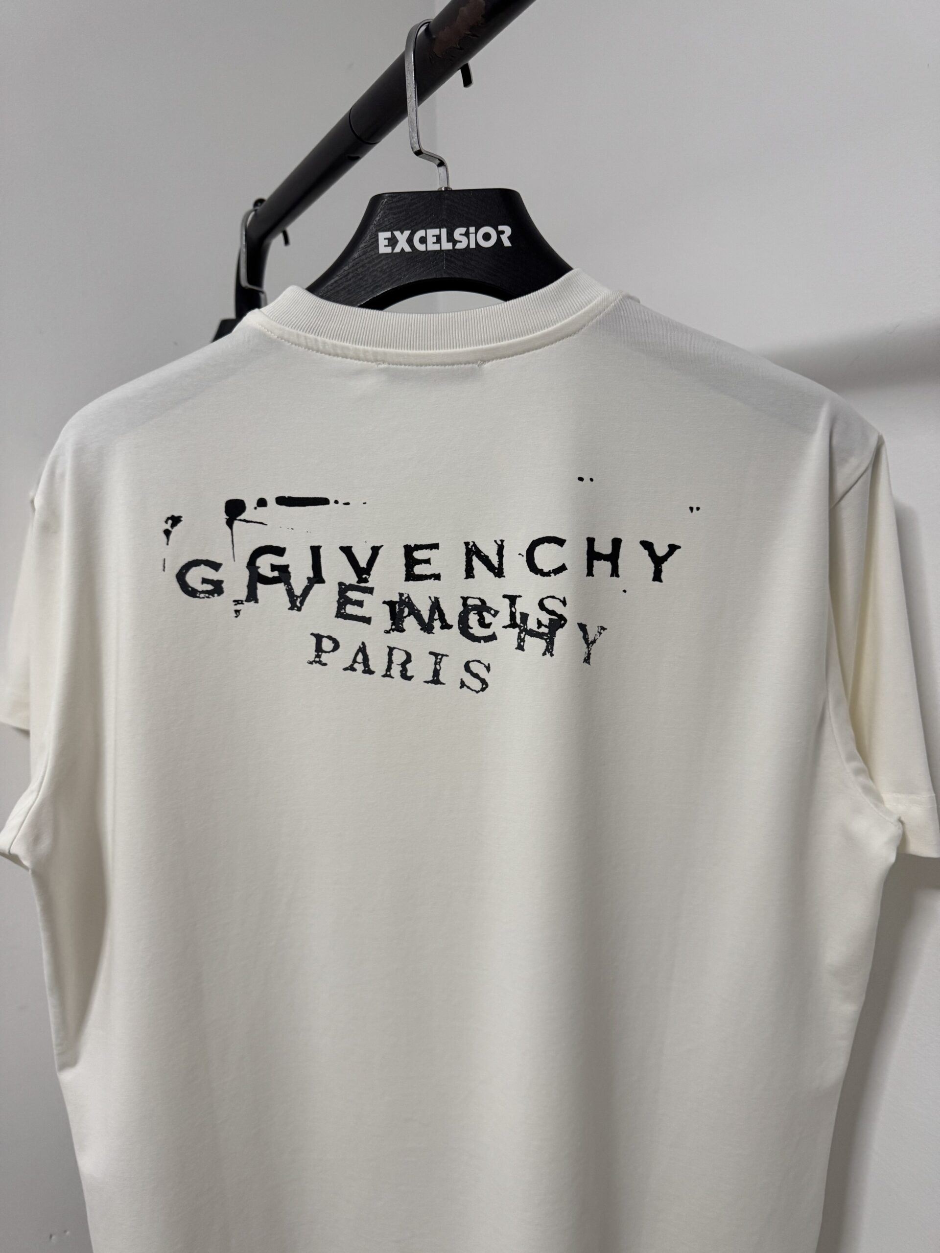 GIVENCHY CAMISETA