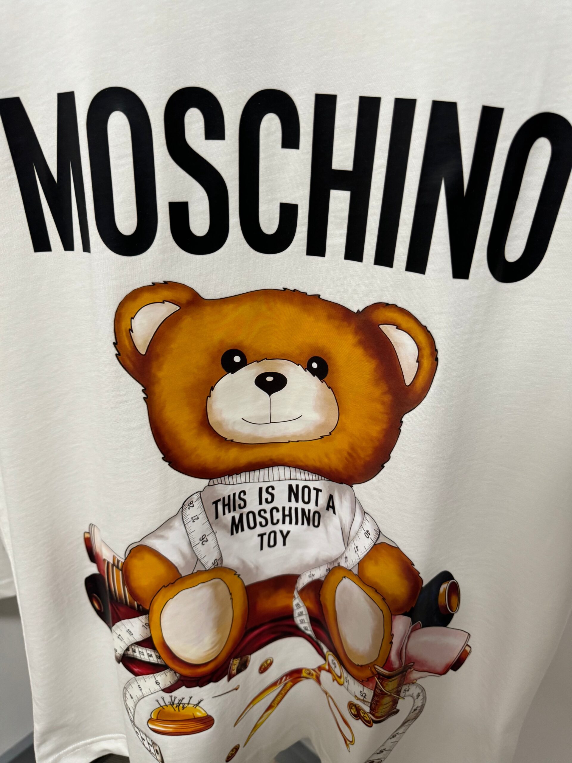 MOSCHINO CAMISETA