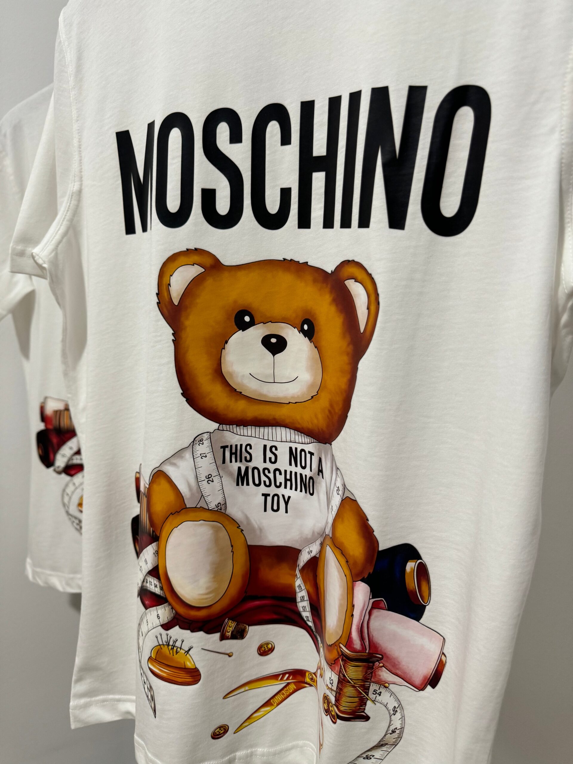 MOSCHINO CAMISETA