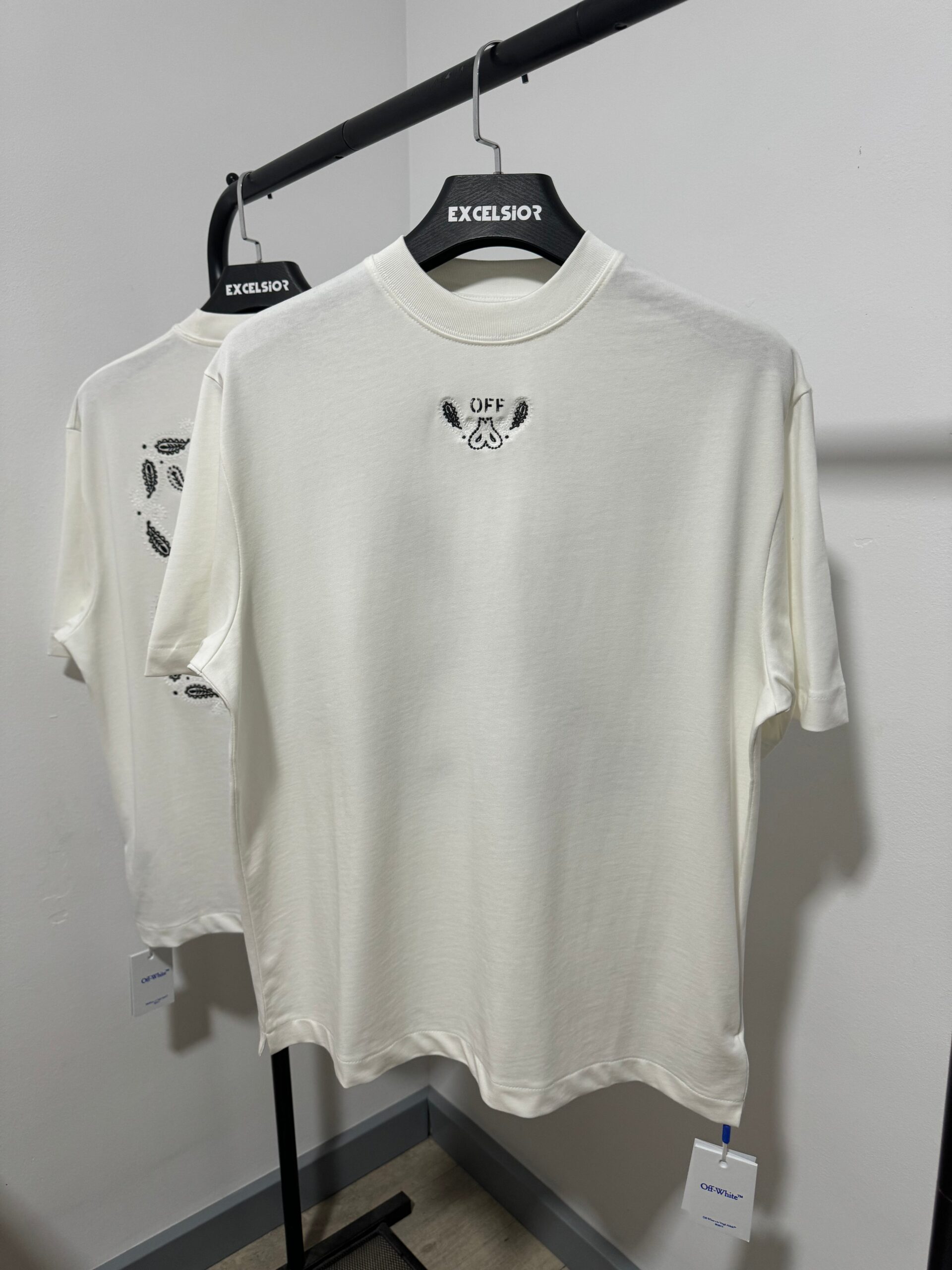 OFF WHITE CAMISETA