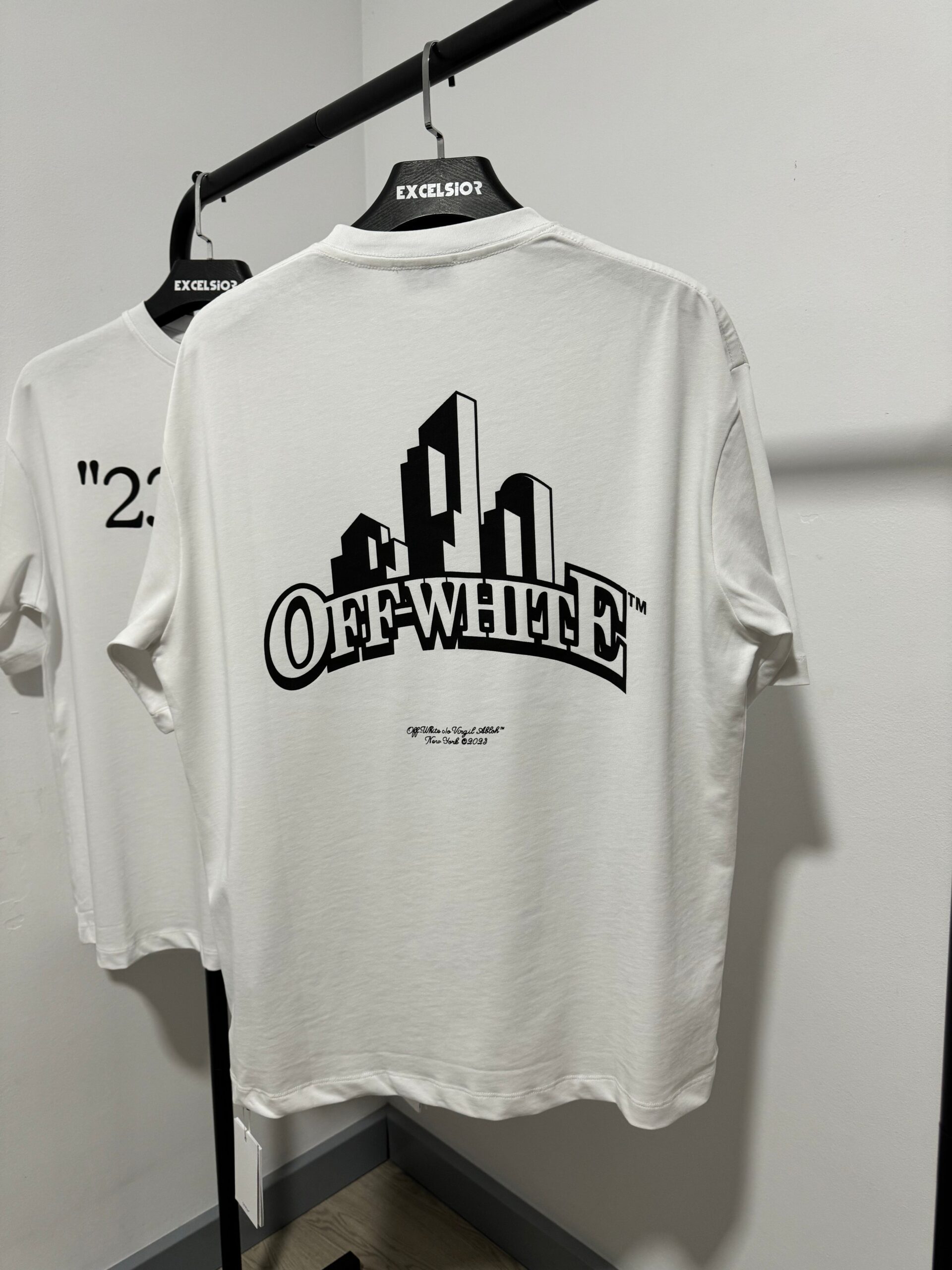 OFF WHITE CAMISETA