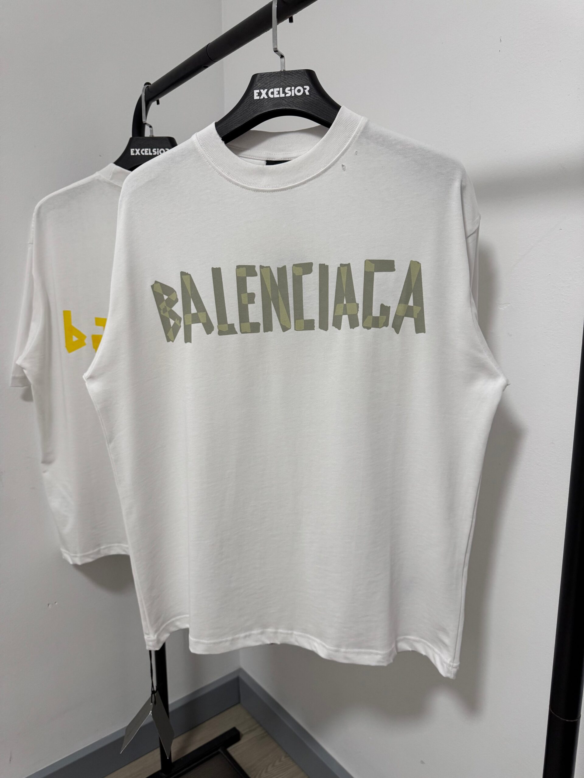 BALENCIAGA CAMISETA