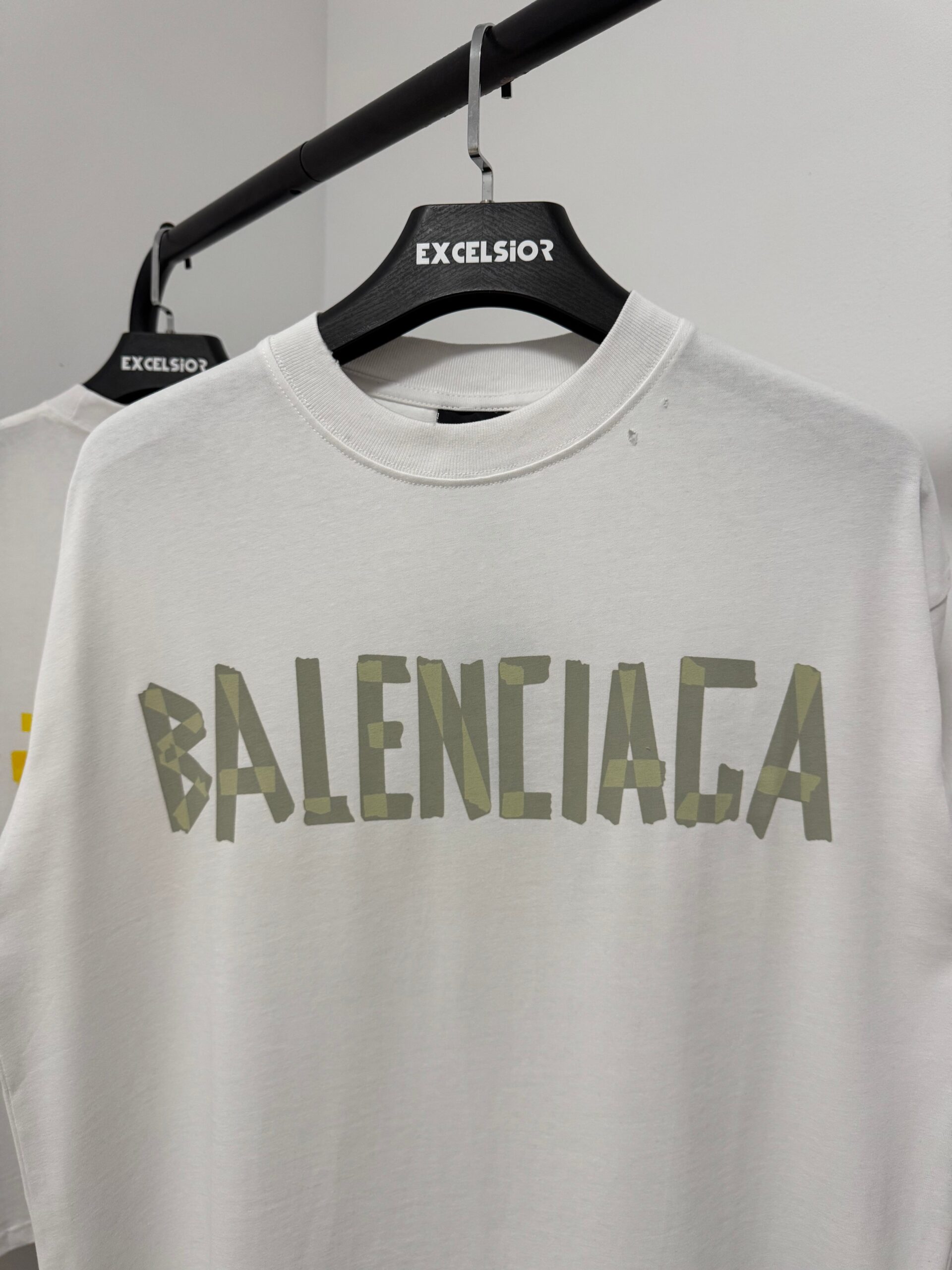 BALENCIAGA CAMISETA
