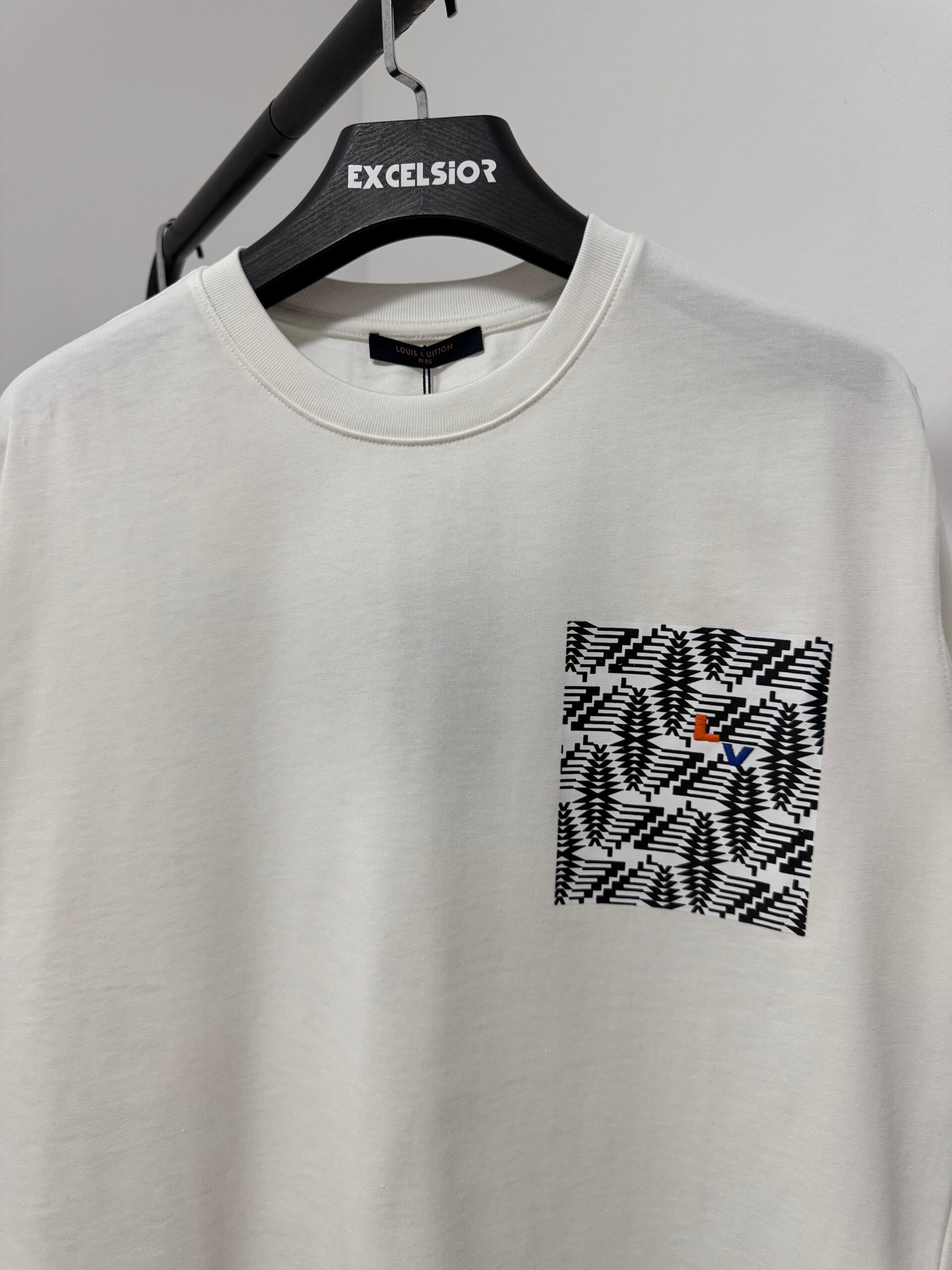 LOUIS VUITTON CAMISETA