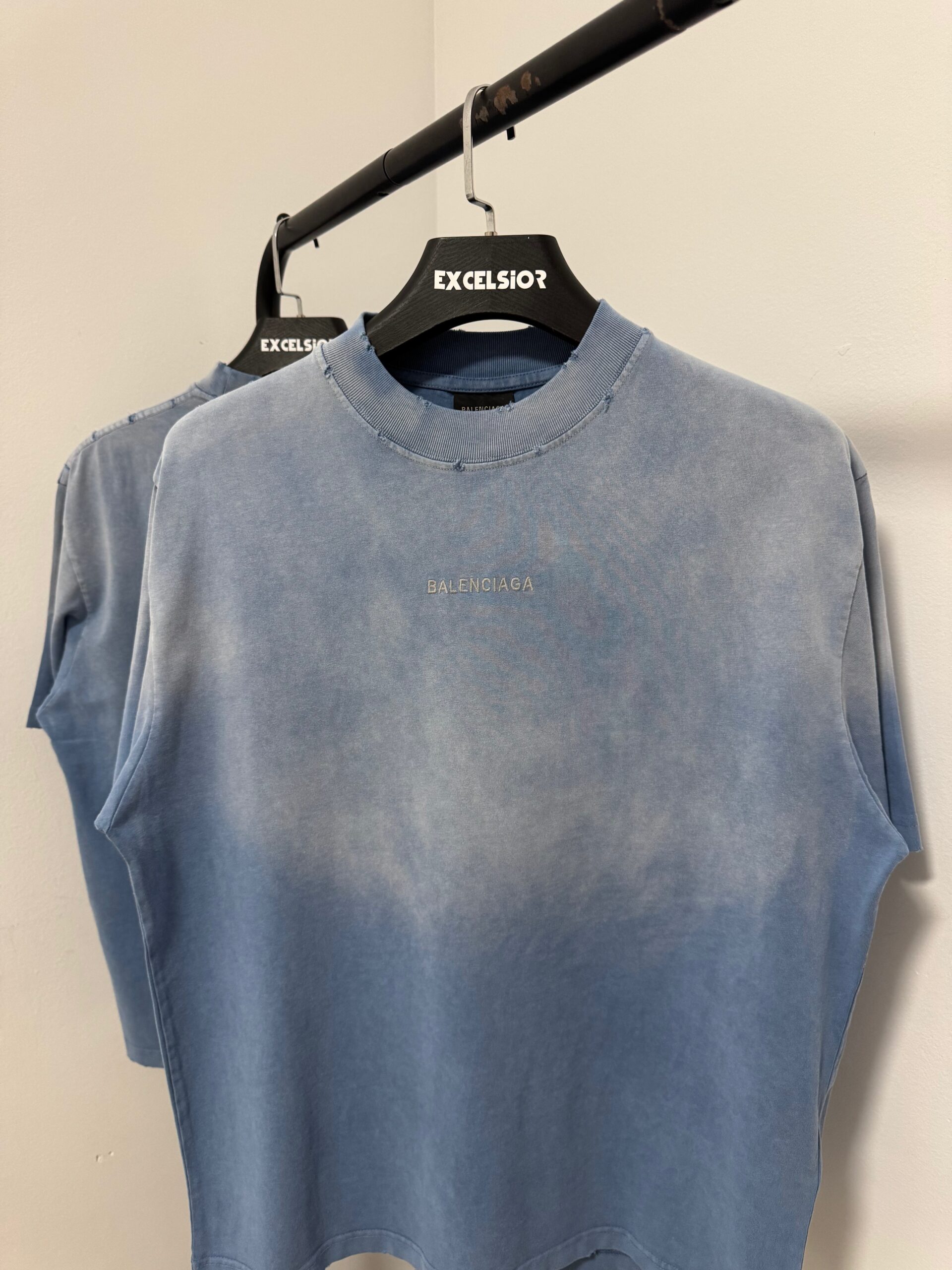 BALENCIAGA CAMISETA