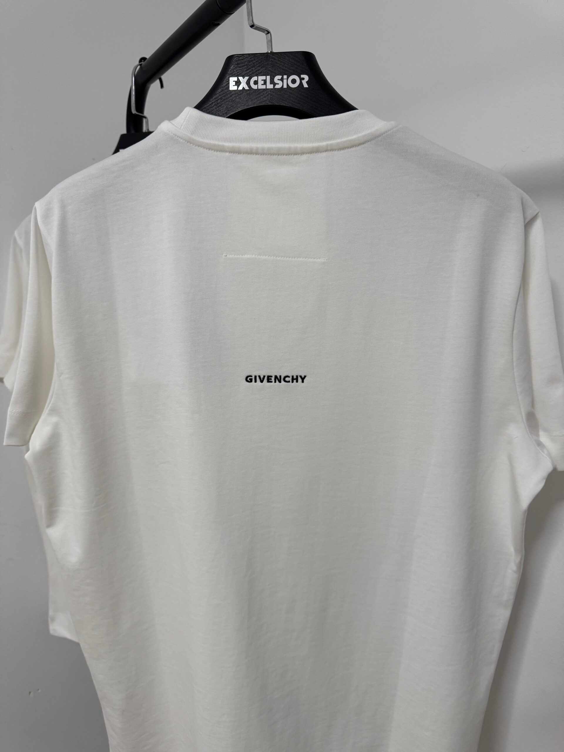 GIVENCHY CAMISETA