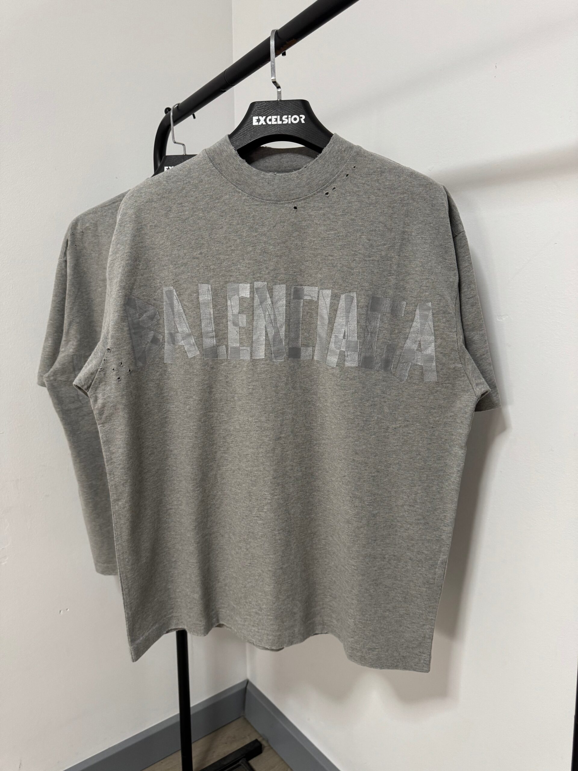 BALENCIAGA CAMISETA