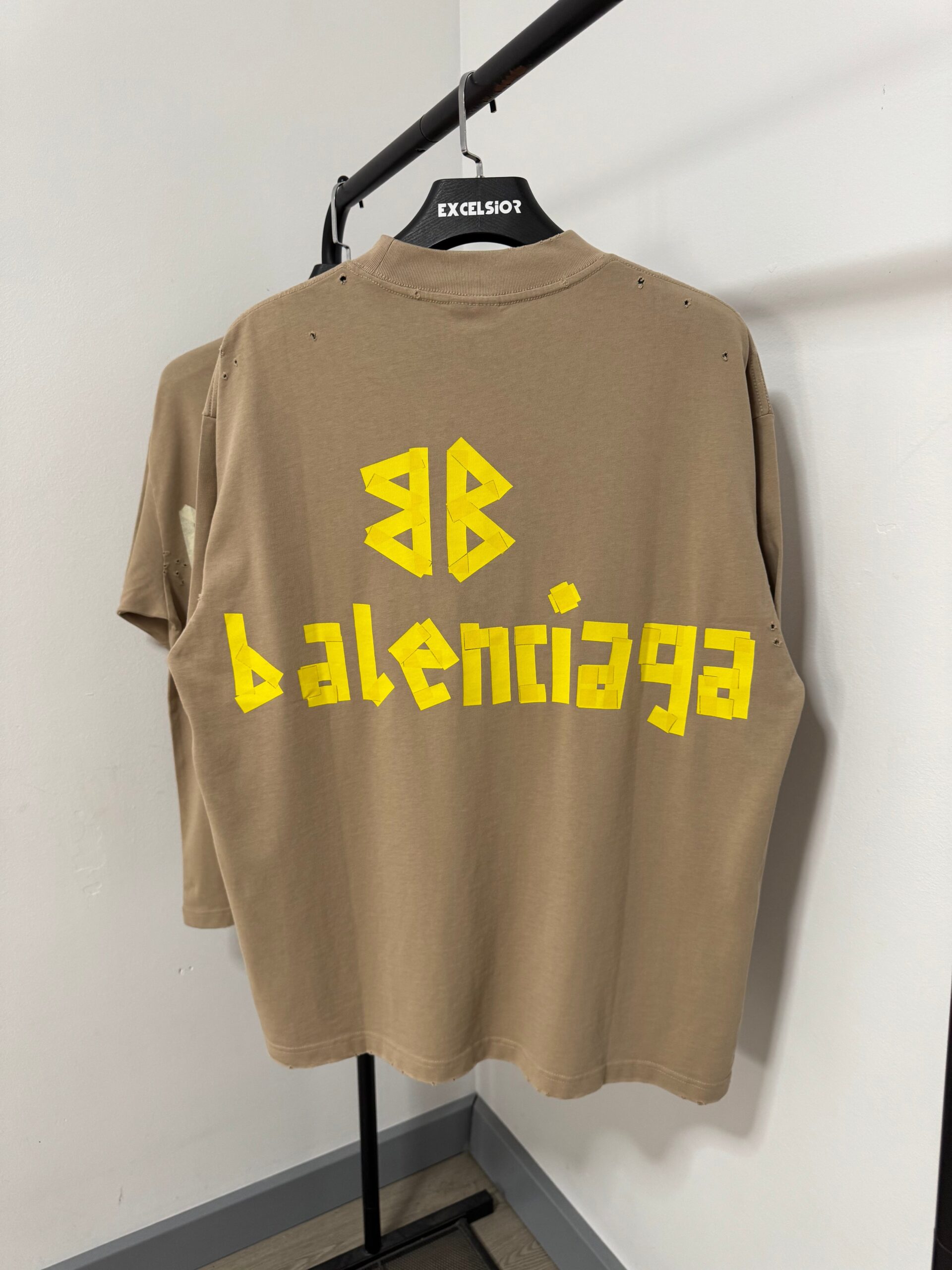BALENCIAGA CAMISETA