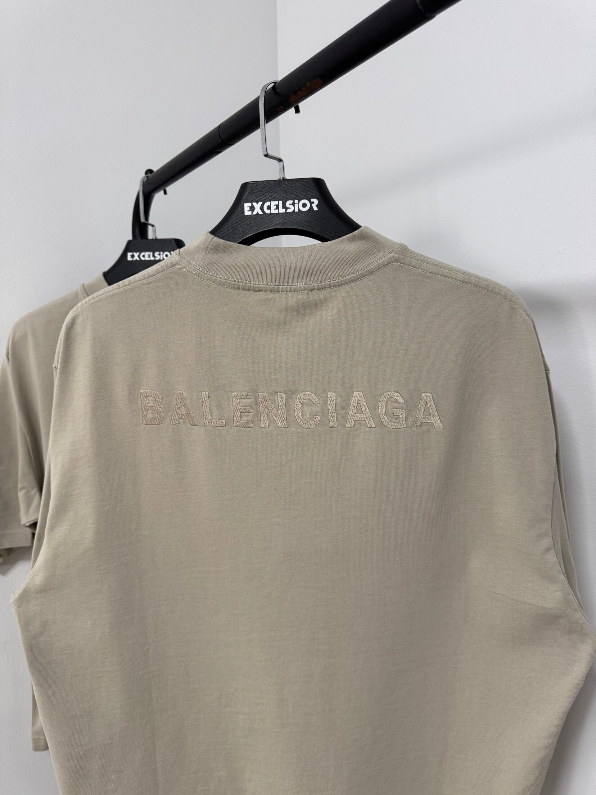 BALENCIAGA CAMISETA