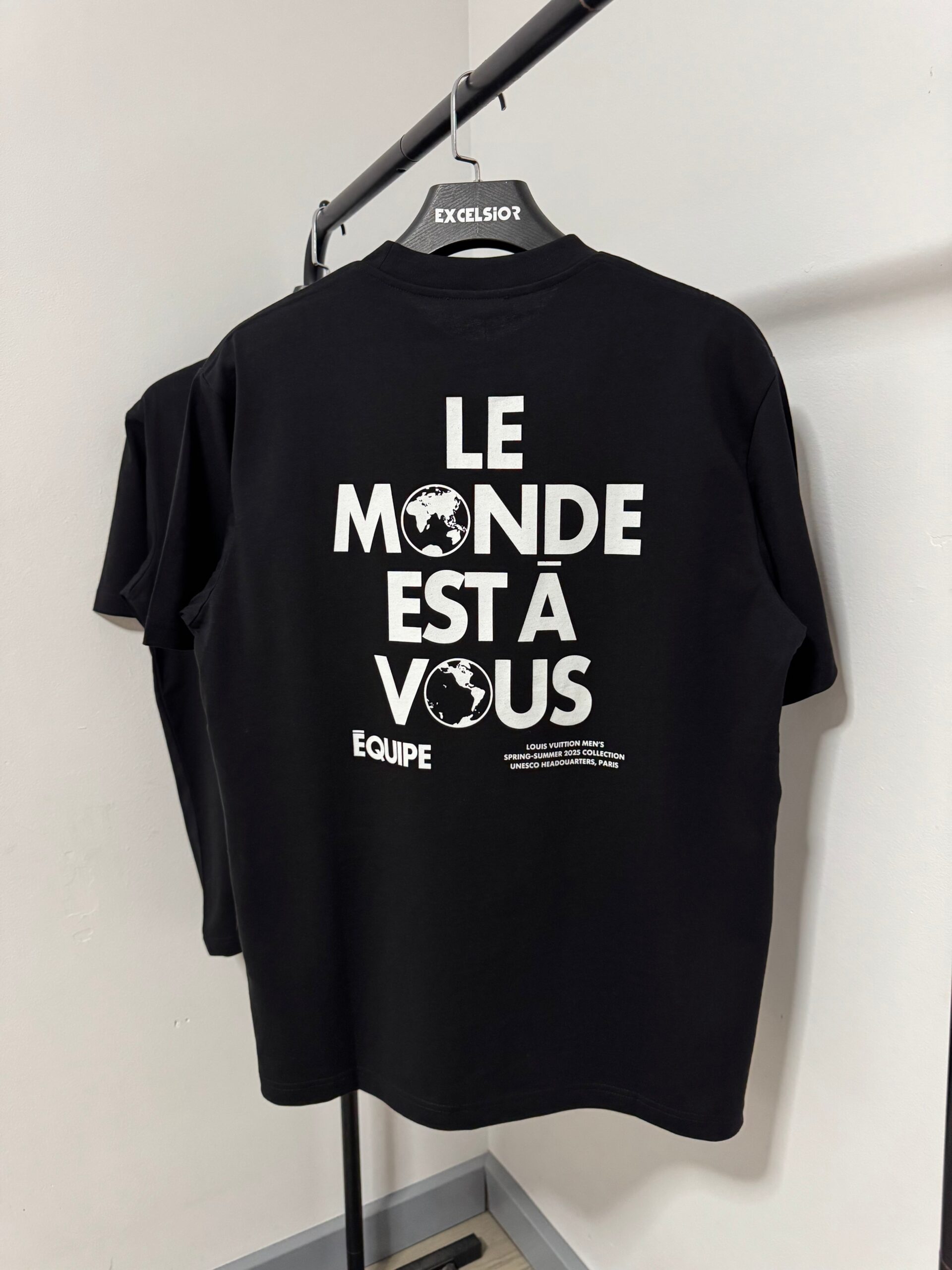 LOUIS VUITTON CAMISETA