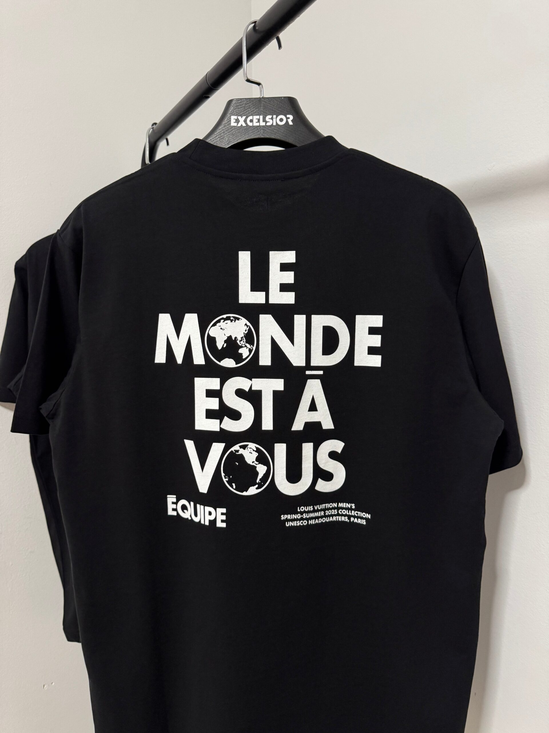 LOUIS VUITTON CAMISETA