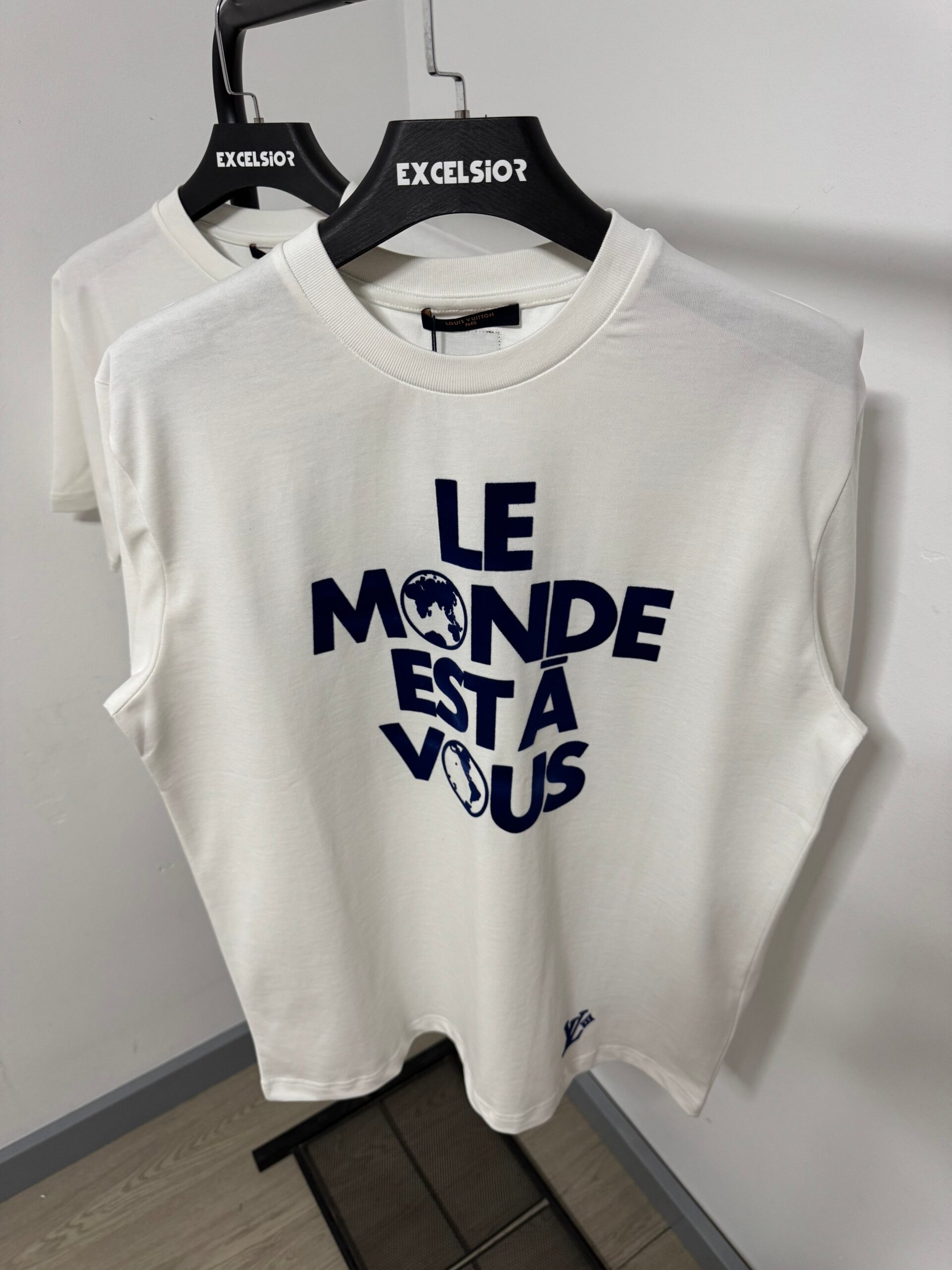 LOUIS VUITTON CAMISETA