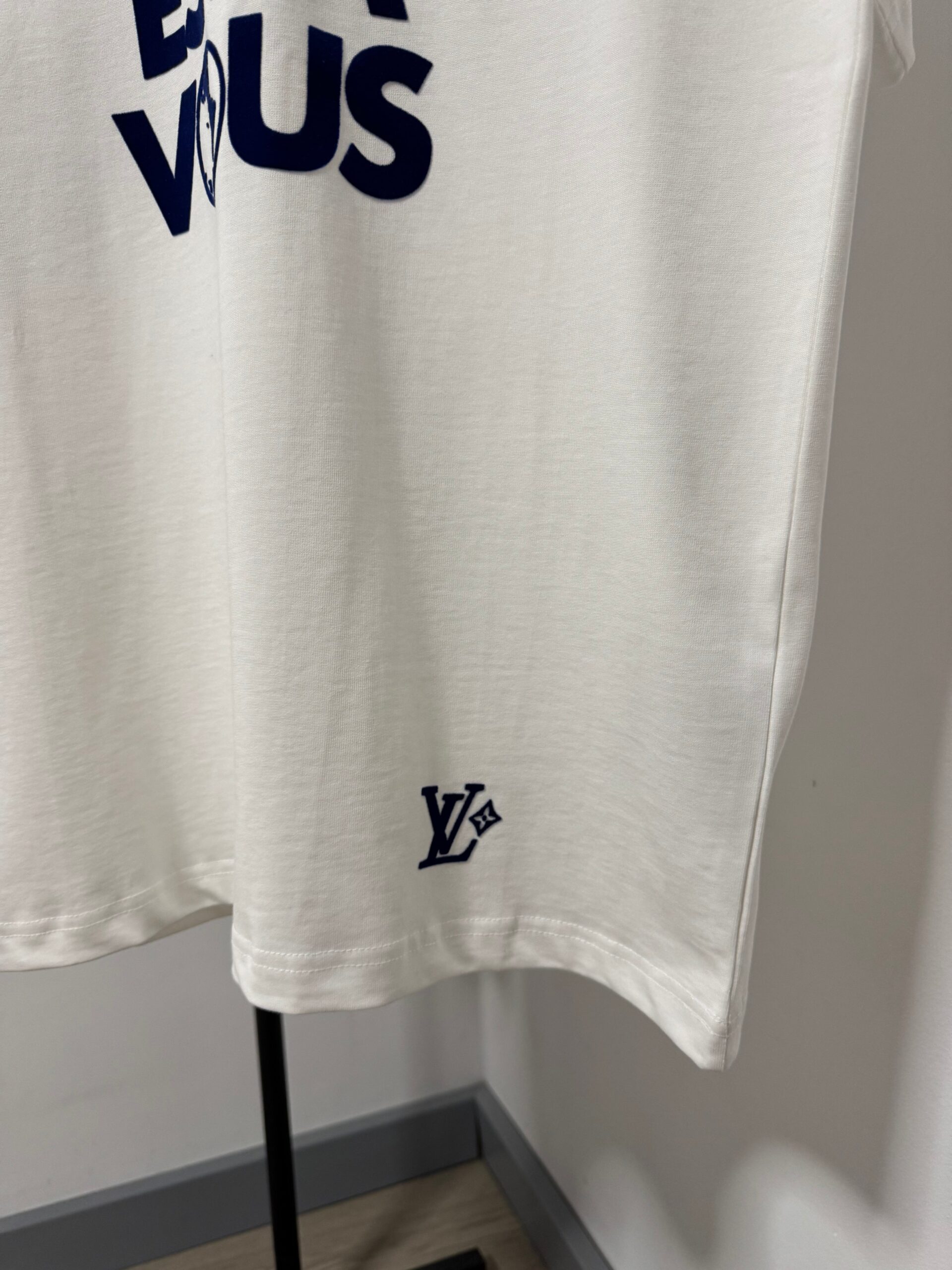 LOUIS VUITTON CAMISETA