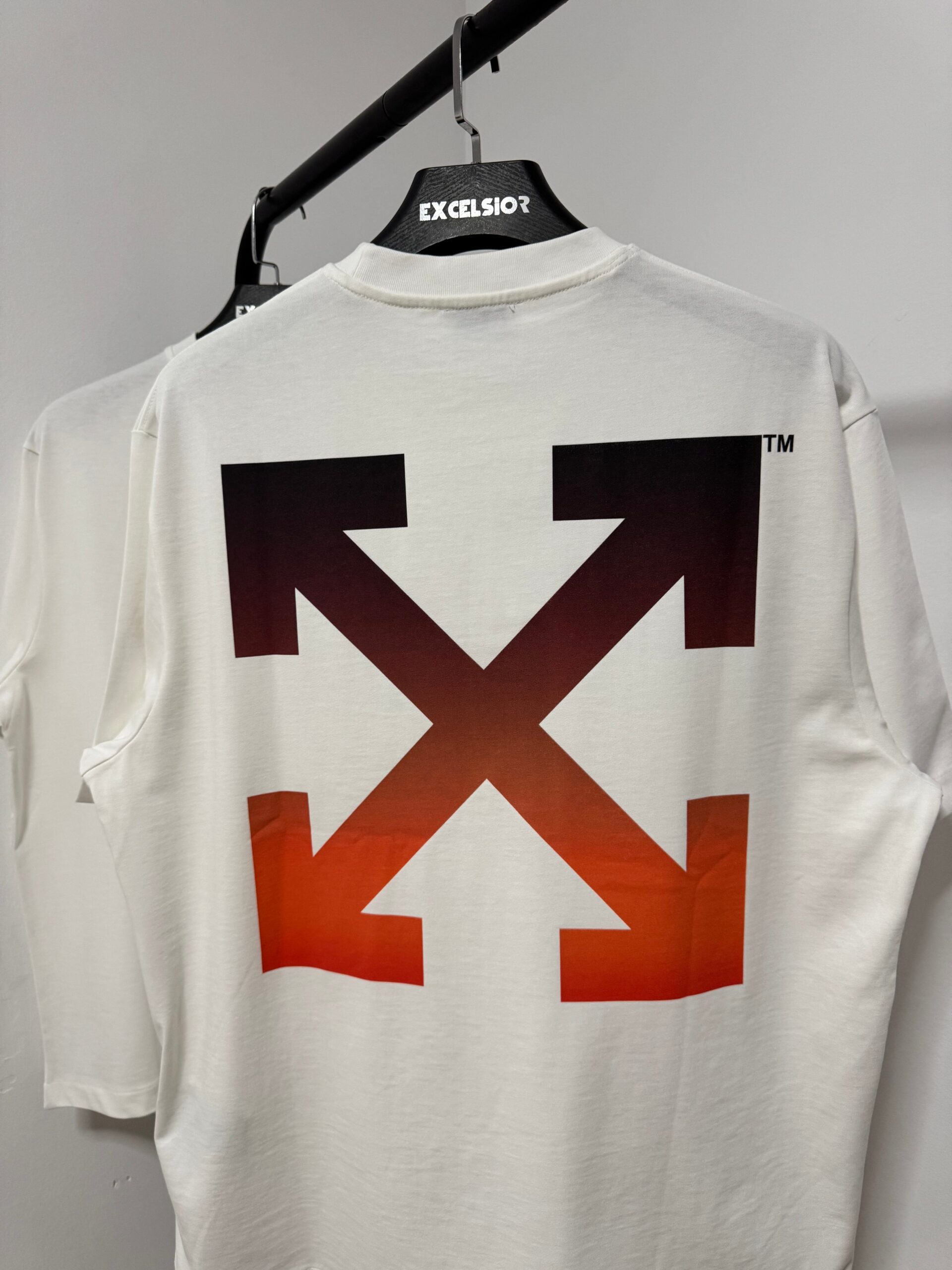 OFF WHITE CAMISETA