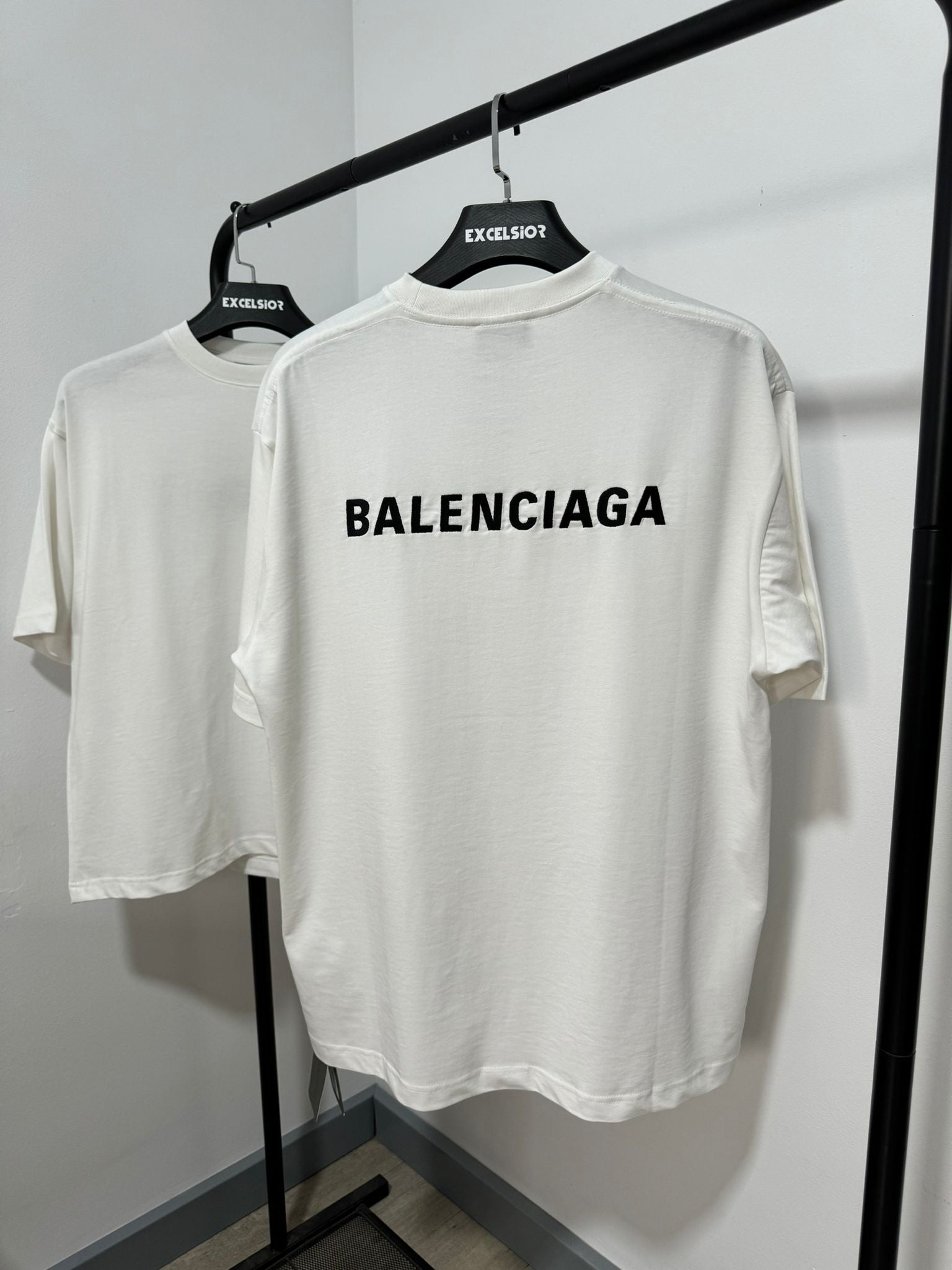 BALENCIAGA CAMISETA