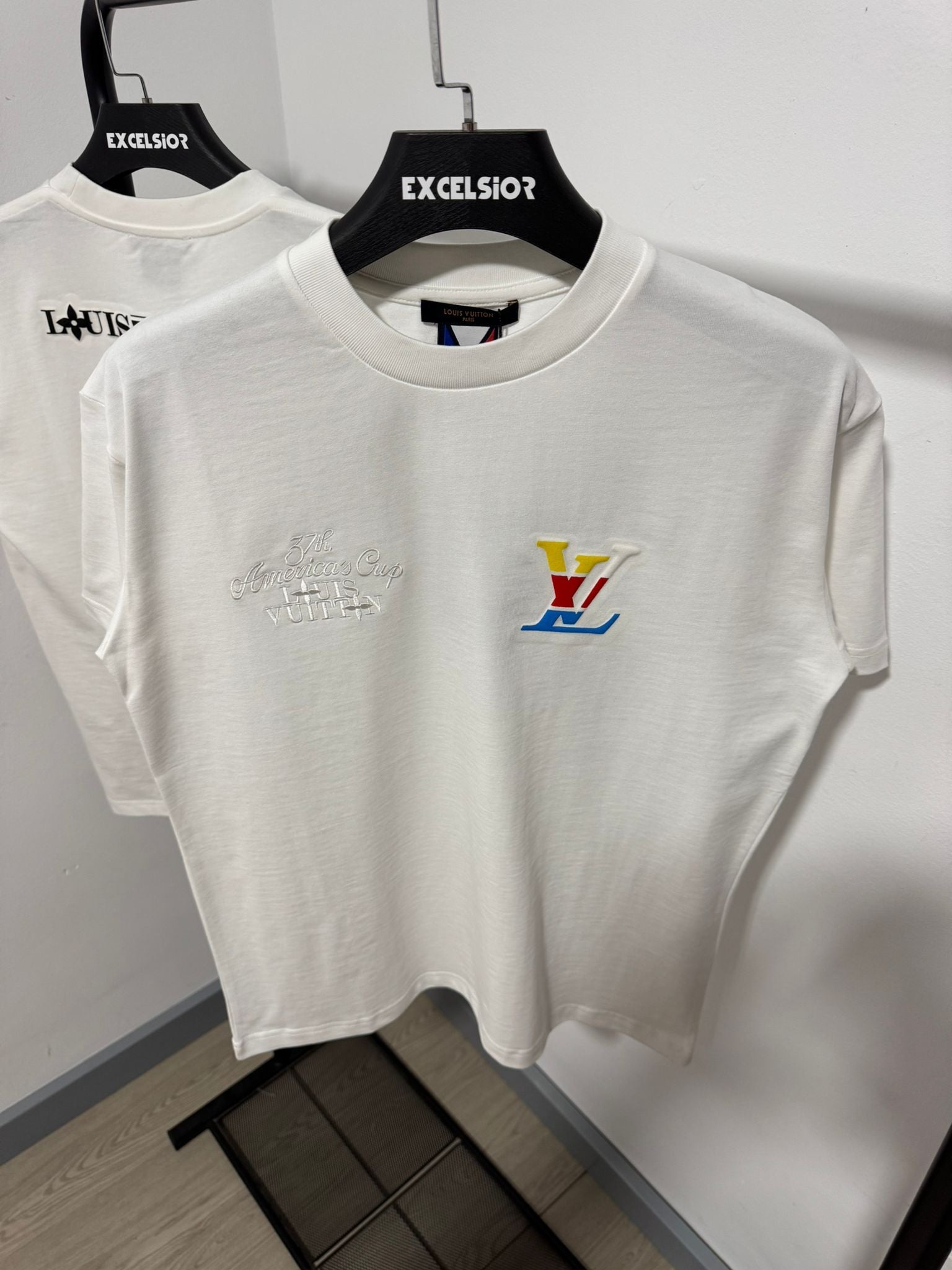 LOUIS VUITTON CAMISETA