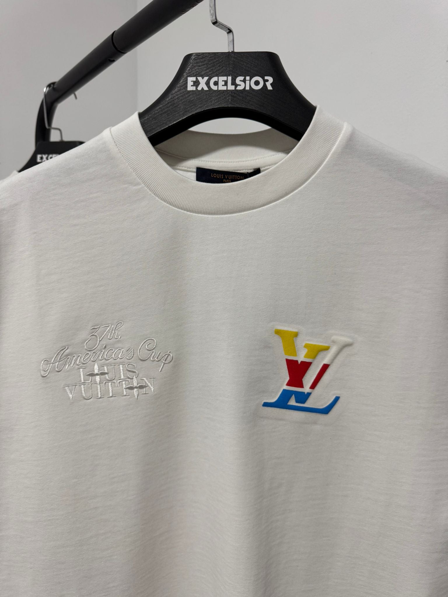 LOUIS VUITTON CAMISETA