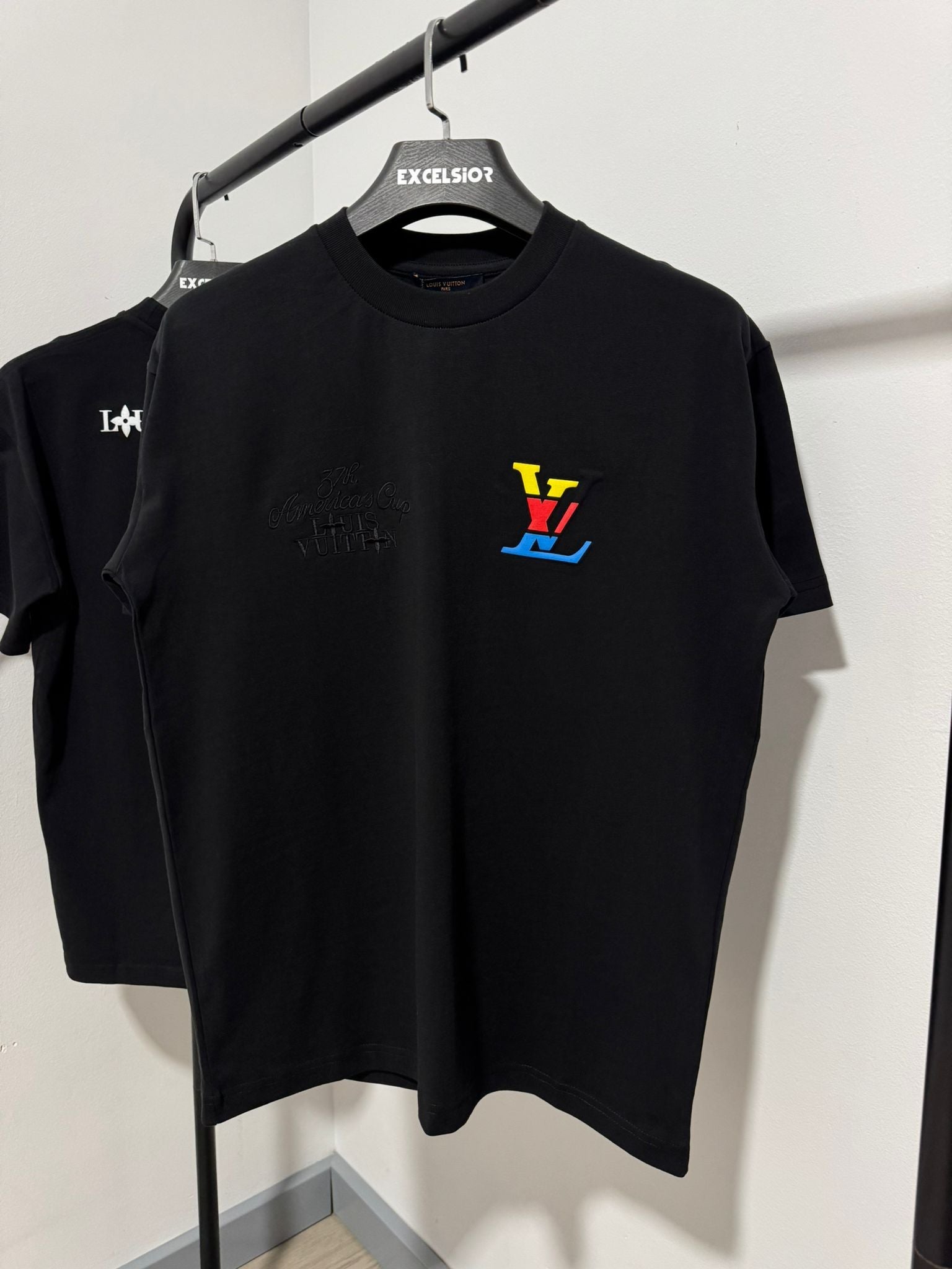 LOUIS VUITTON CAMISETA