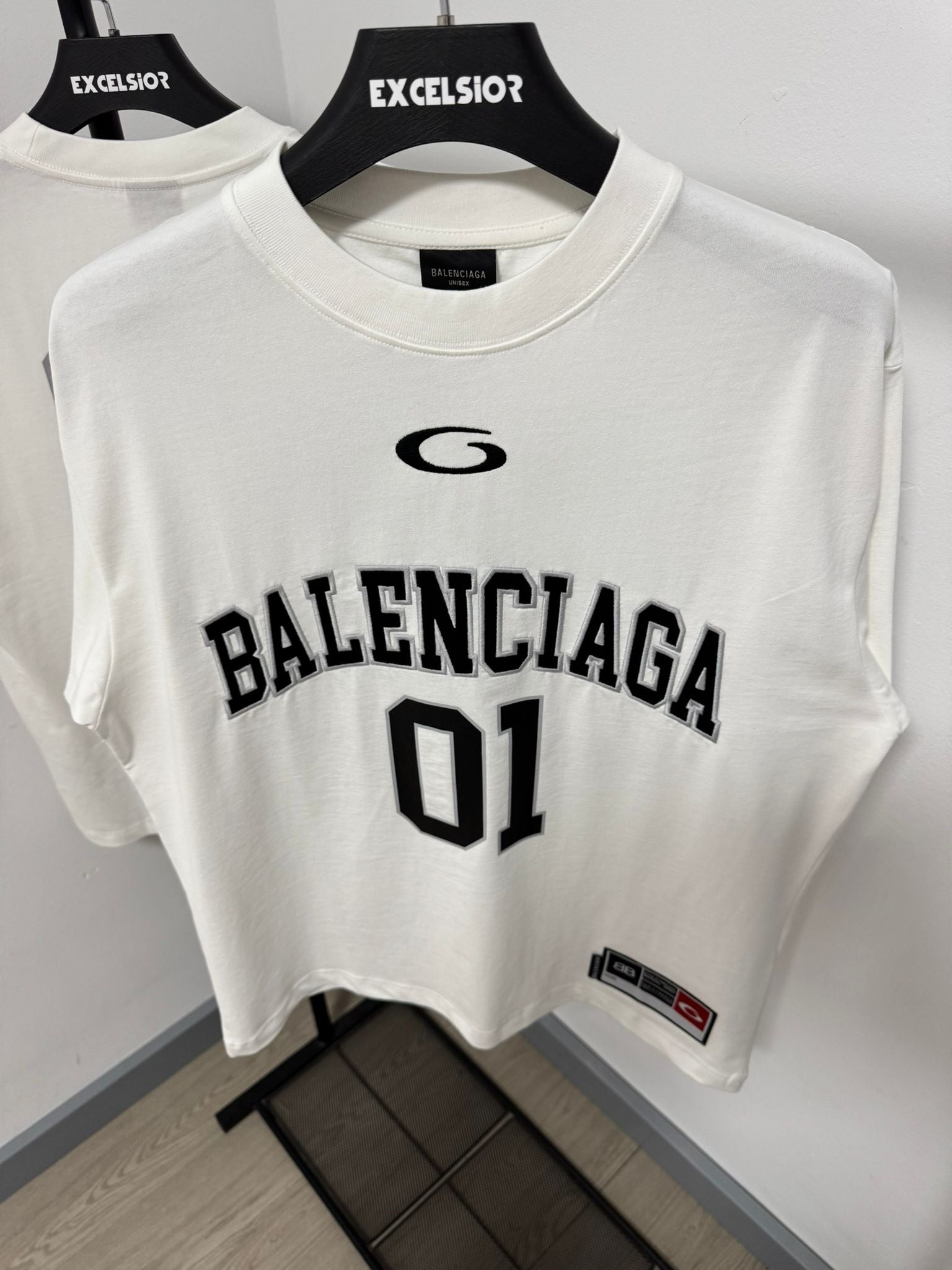 BALENCIAGA CAMISETA