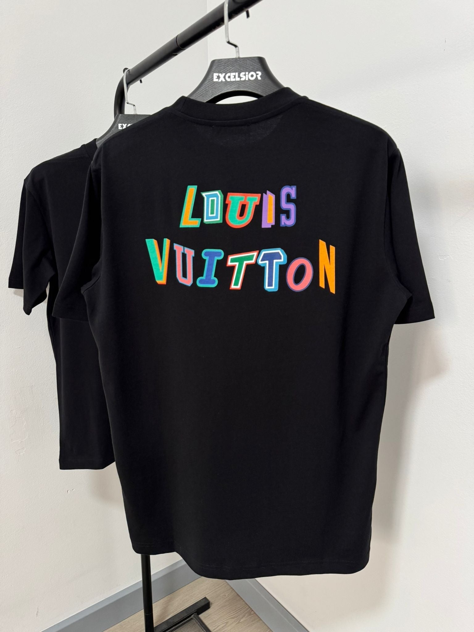 LOUIS VUITTON CAMISETA